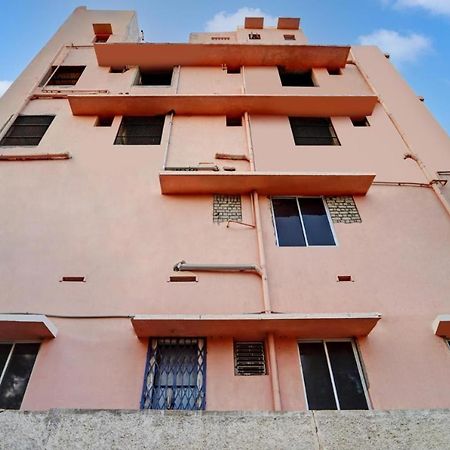 Queen D Tower - By Grands Inn Hospitality Tallākulam Exterior foto